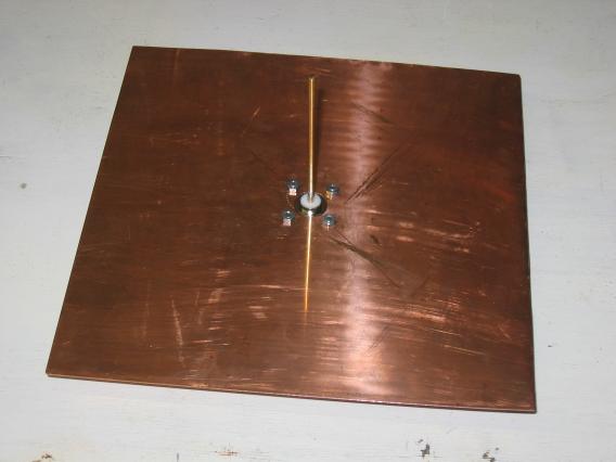 The finished monopole antenna.